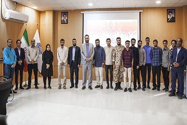 در هفتمین روز واقعه تروریستی شیراز