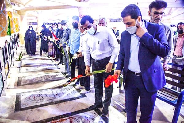 قبور مطهر شهدای شهر بوشهر و قطعه هنرمندان غبارروبی شد