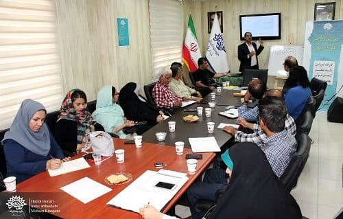 چهارمین کارگاه شعر "آهنگ دیگر" در بوشهر برگزار شد
