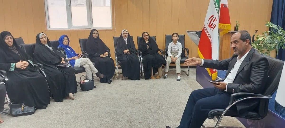 کارگاه «نوآوری در شعر معاصر »در حوزه هنری استان بوشهر برگزار شد