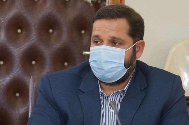 امیدوارم در همه عرصه‌ها شاهد حضور هنرمندان انقلابی و ارزشی باشیم