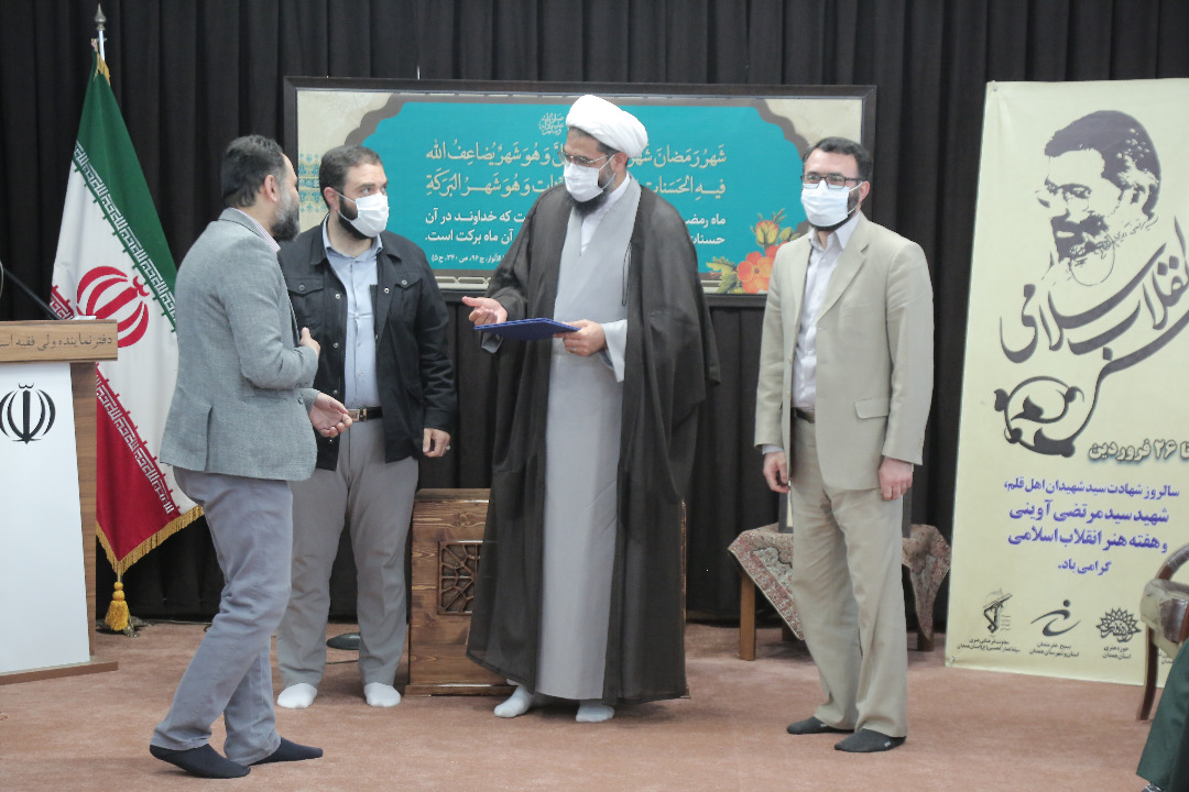 هنرِ مبتنی بر خِرد، هنر طراز تمدن اسلامی است