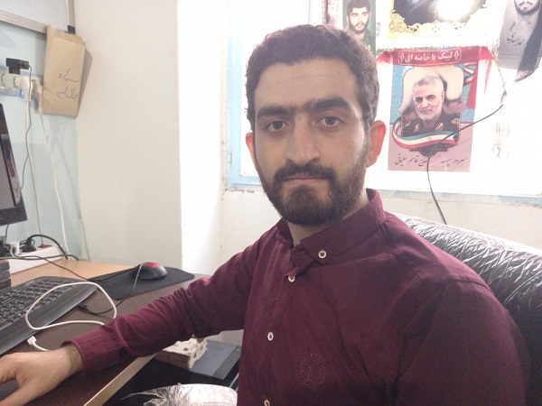 عباس احمدی گرافیست بوشهری؛ یکی از بهترین نکات مثبت کارگاه‌های خلق اثر تبادل اطلاعات است