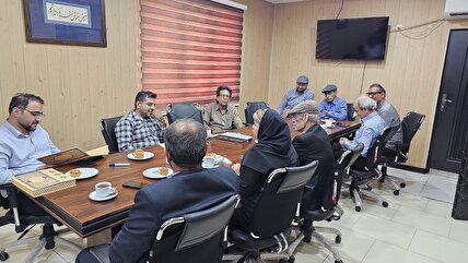 تجلیل سرپرست حوزه هنری از استاد ایرج صغیر