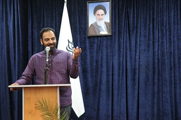 شعر زمانی ماندگار است که از روح متعالی شاعر برخیزد