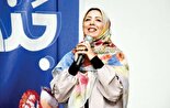 واکنش فاطمه صادقی زاده هنرمند بوشهری به جنگ تحمیلی با رژیم صهیونیستی